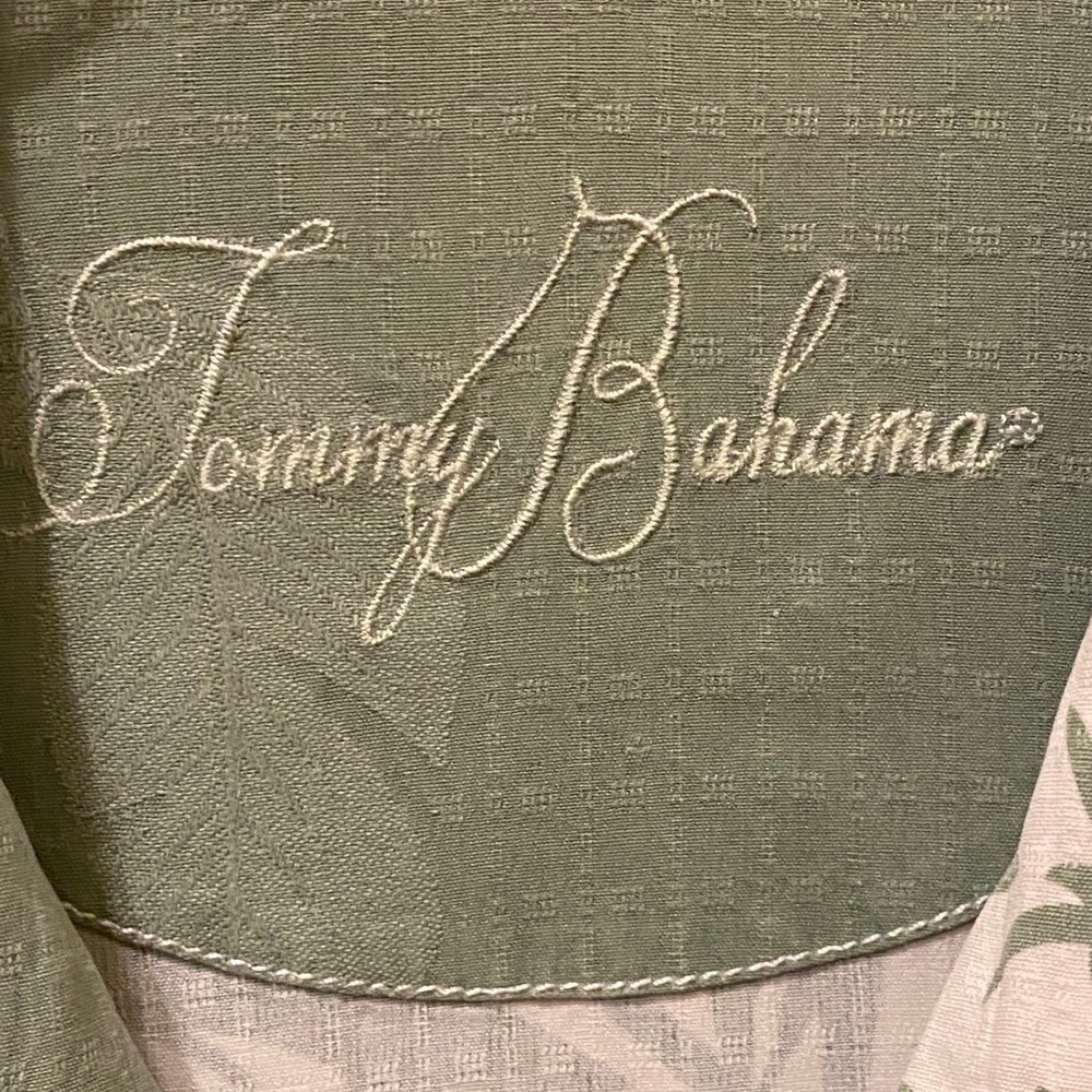 Tommy Bahama Green and White Tropical Button-Down Shirt - Picture 2 of 8
